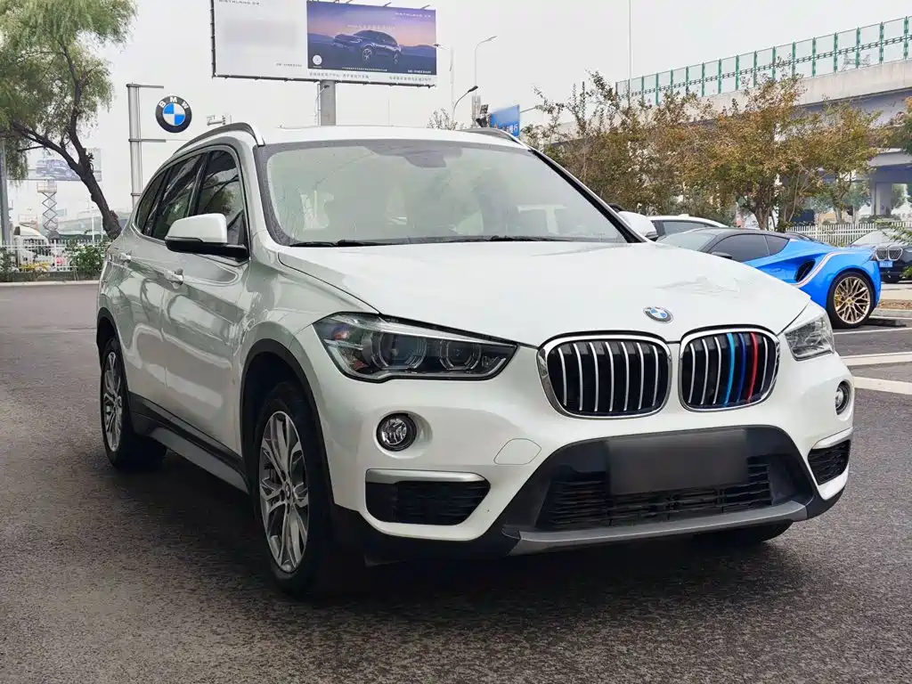 BMW X1 — фото 3