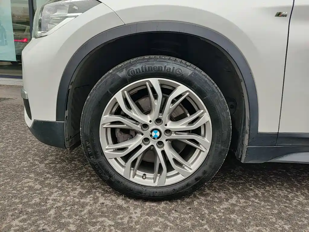 BMW X1 — фото 22