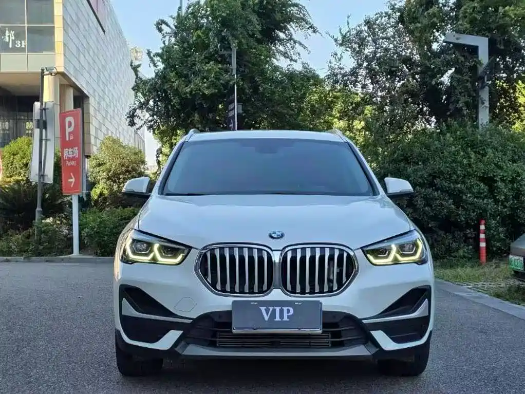 BMW X1 — фото 2