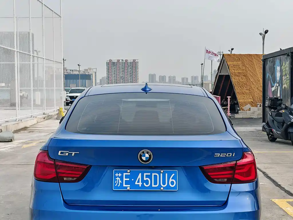 BMW 3 Series GT — фото 6