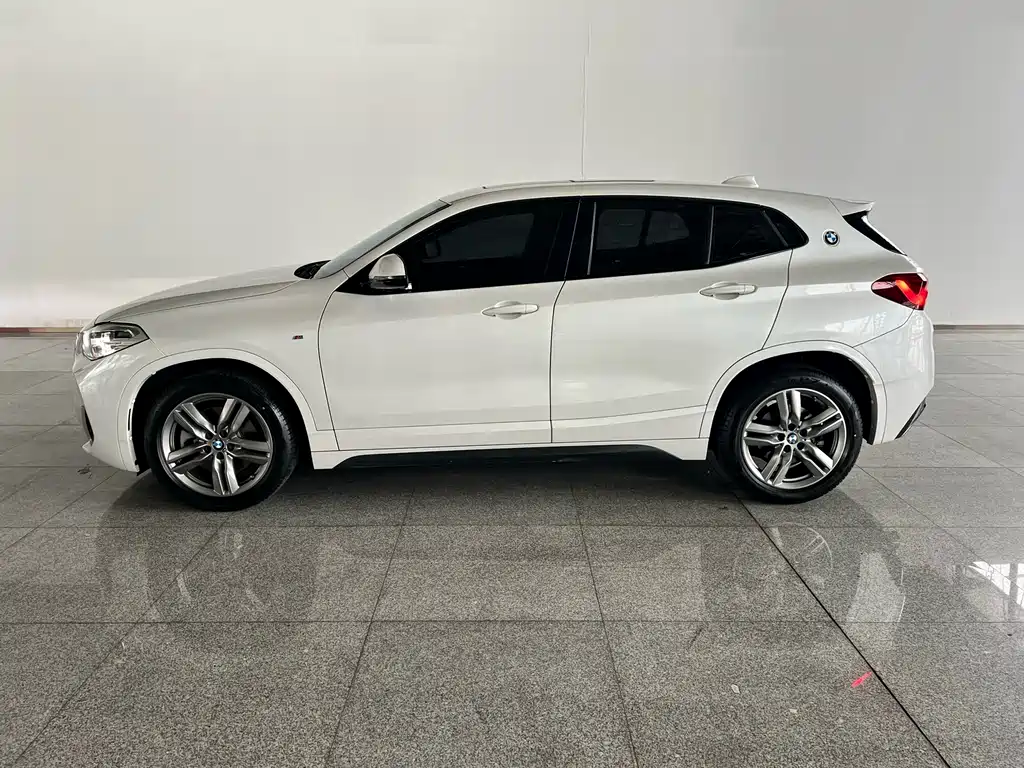 BMW X2 — фото 3