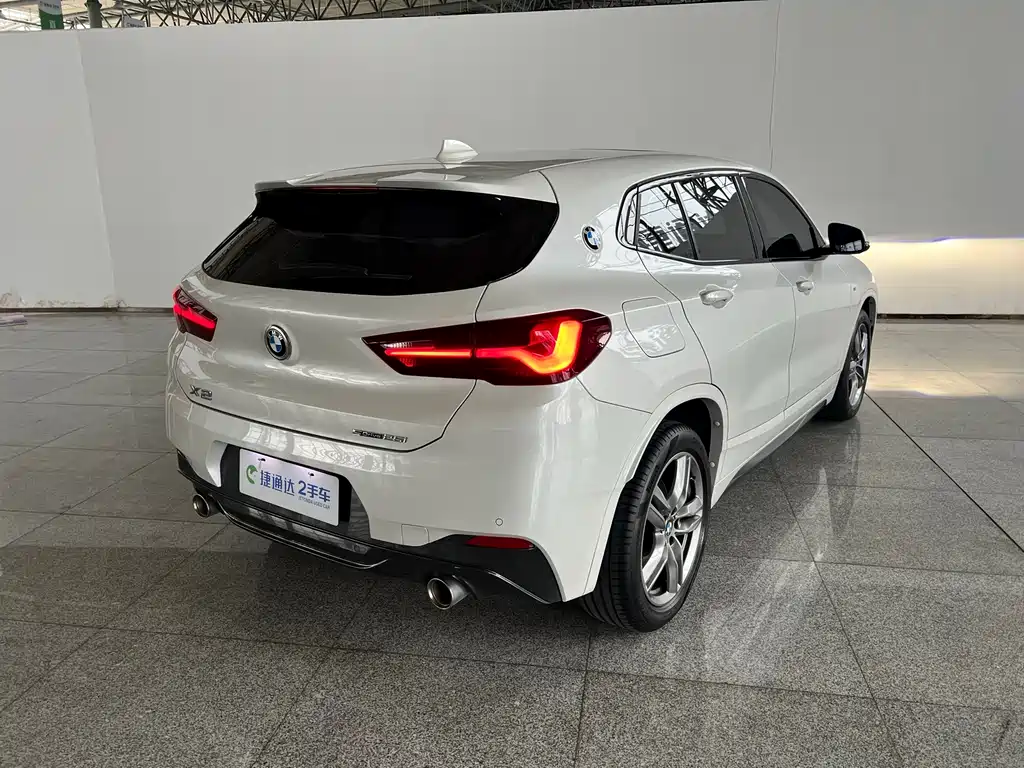 BMW X2 — фото 8