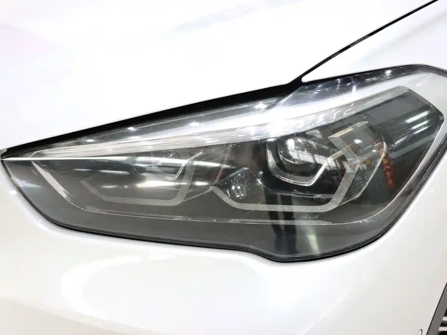 BMW X1 — фото 18