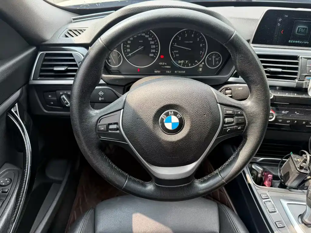 BMW 3 Series GT — фото 8