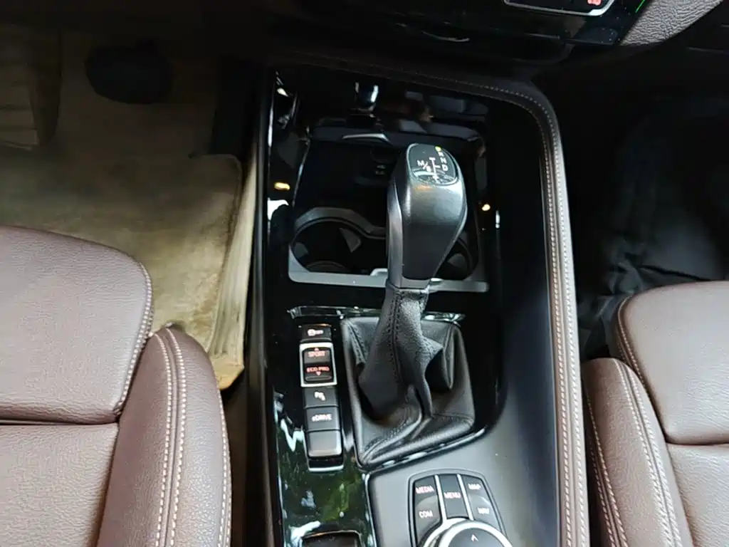 BMW X1 New Energy — фото 13