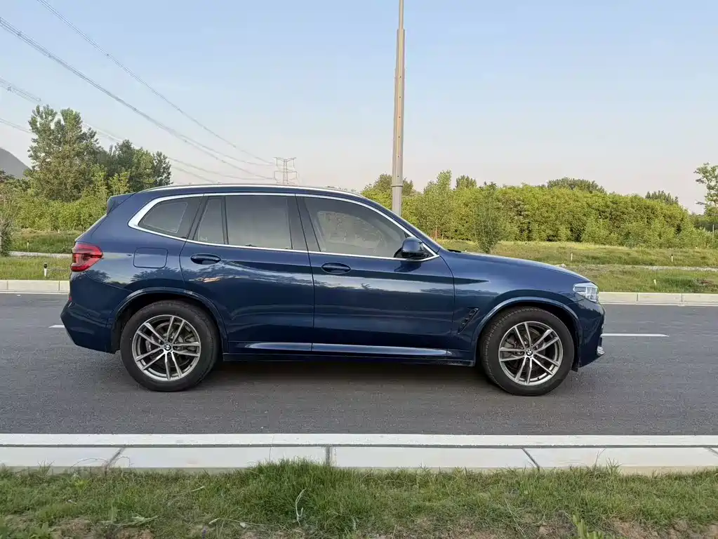 BMW X3 — фото 4