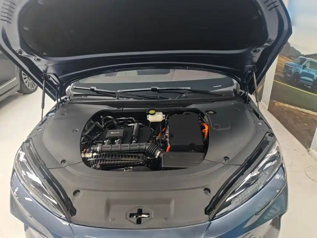 BYD Seal 07 DM-i — фото 20