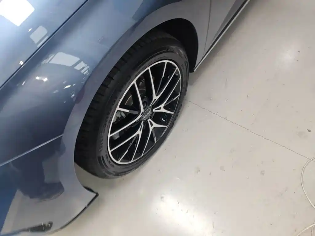 BYD Seal 07 DM-i — фото 23