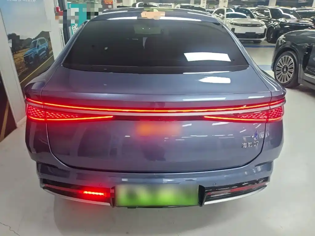 BYD Seal 07 DM-i — фото 6