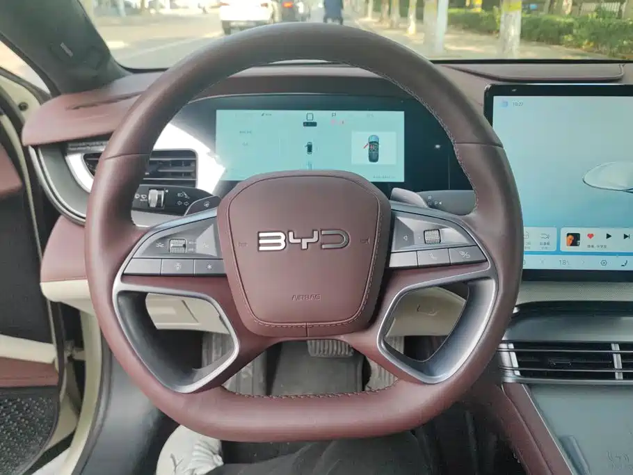 BYD Seal 07 DM-i — фото 15