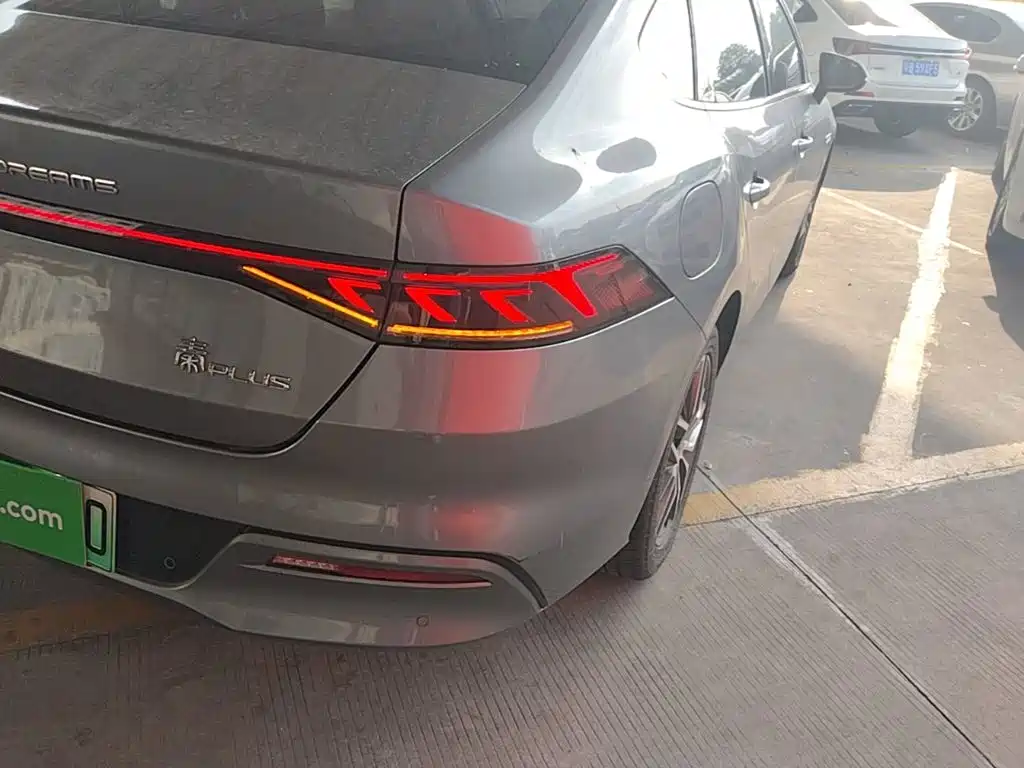 BYD Qin PLUS — фото 8