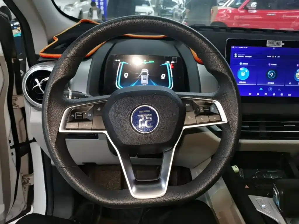 BYD Yuan Pro — фото 10