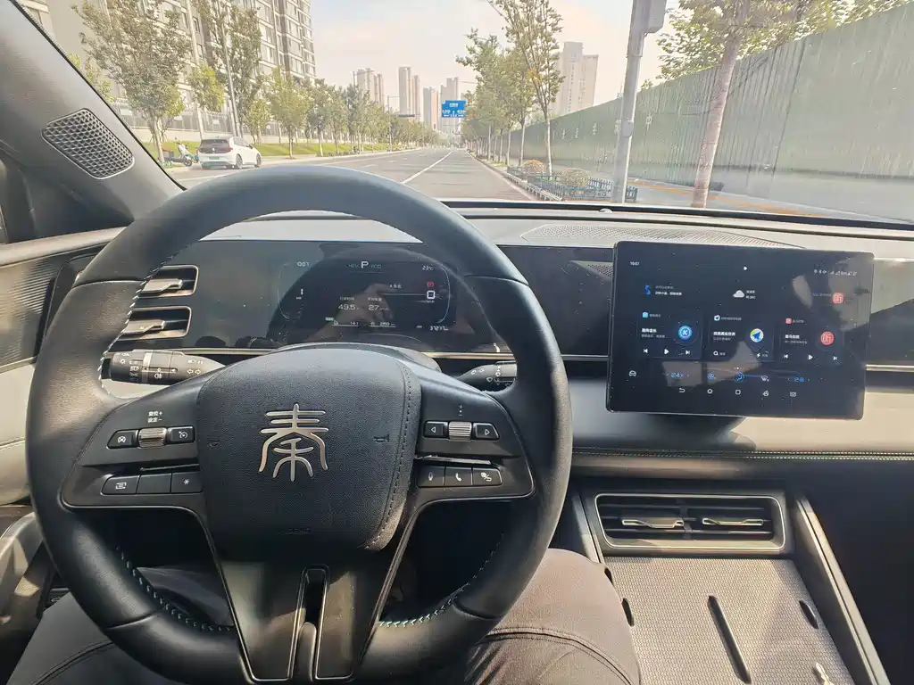 BYD Qin L — фото 11