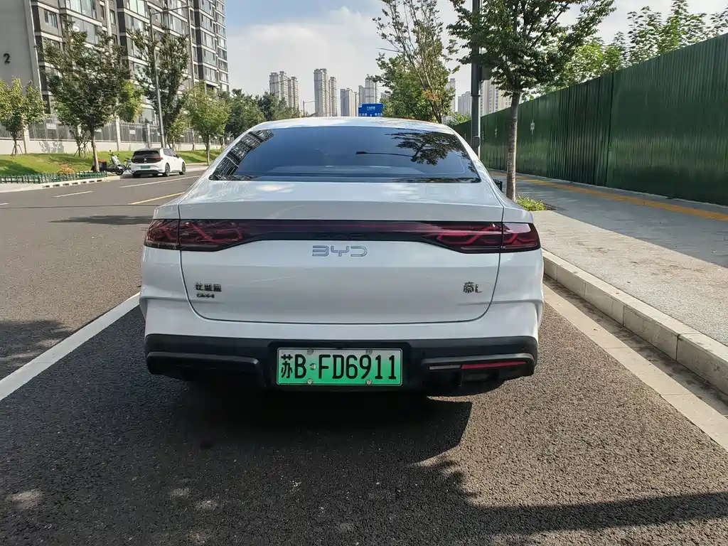 BYD Qin L — фото 6