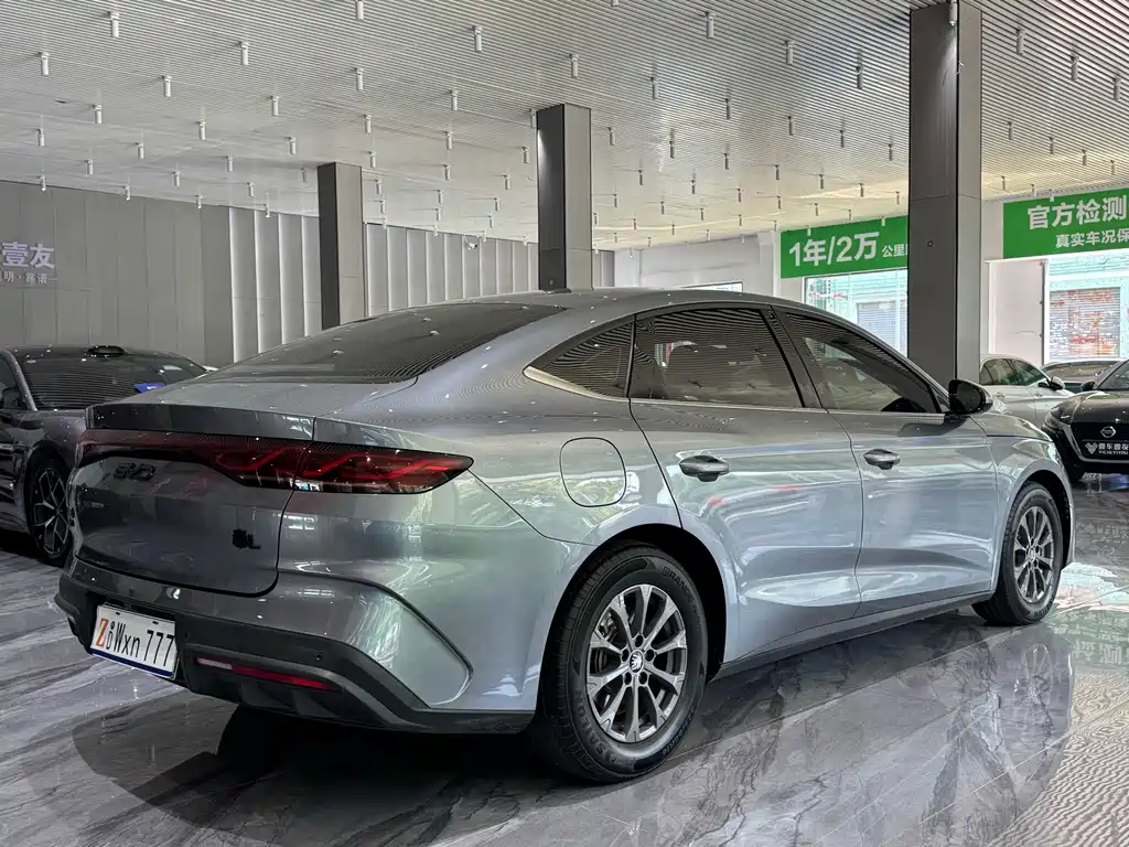 BYD Qin L — фото 4