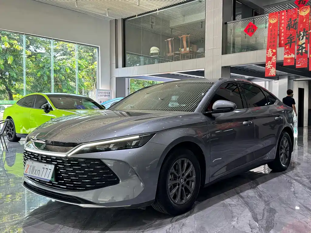 BYD Qin L — фото 1
