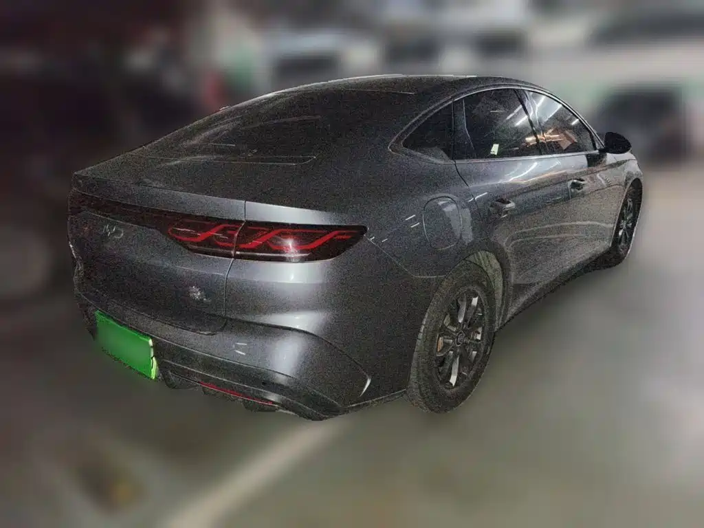BYD Qin L — фото 4