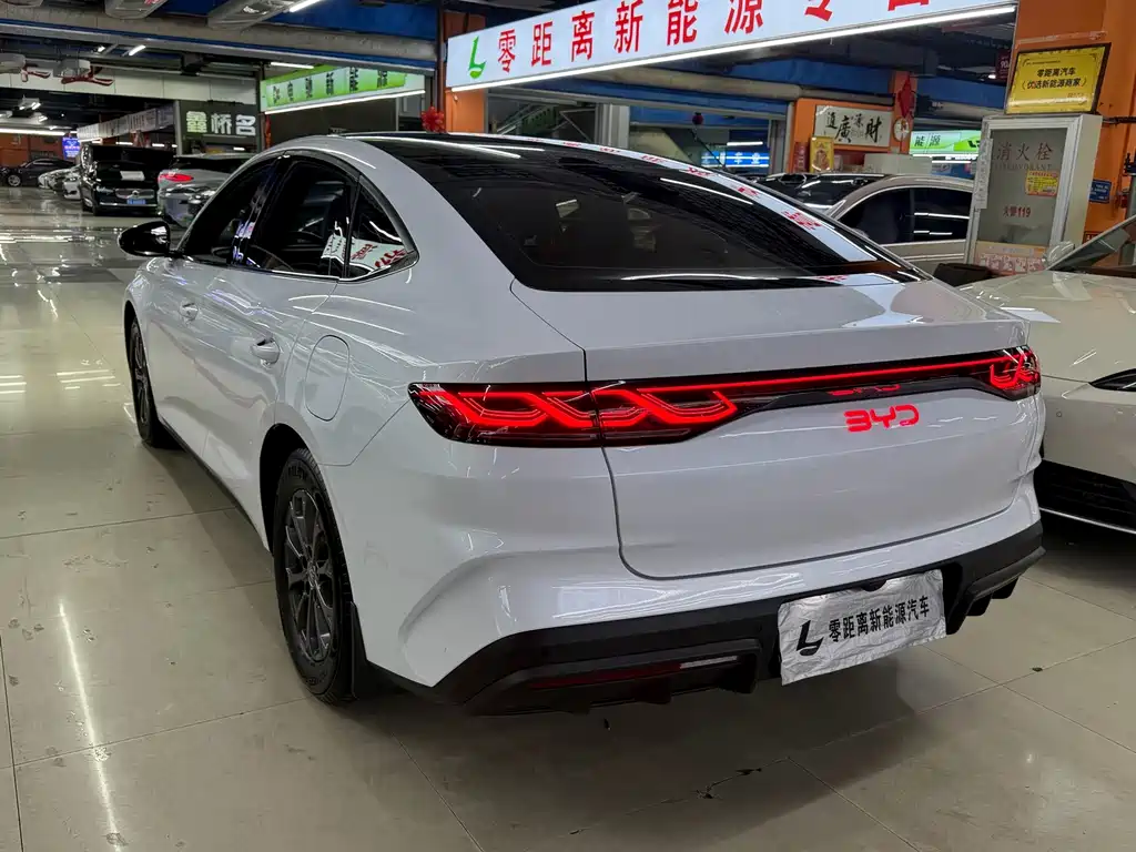 BYD Qin L — фото 4