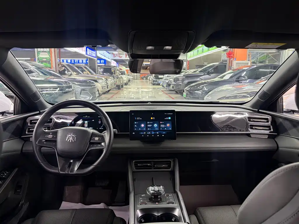 BYD Qin L — фото 9