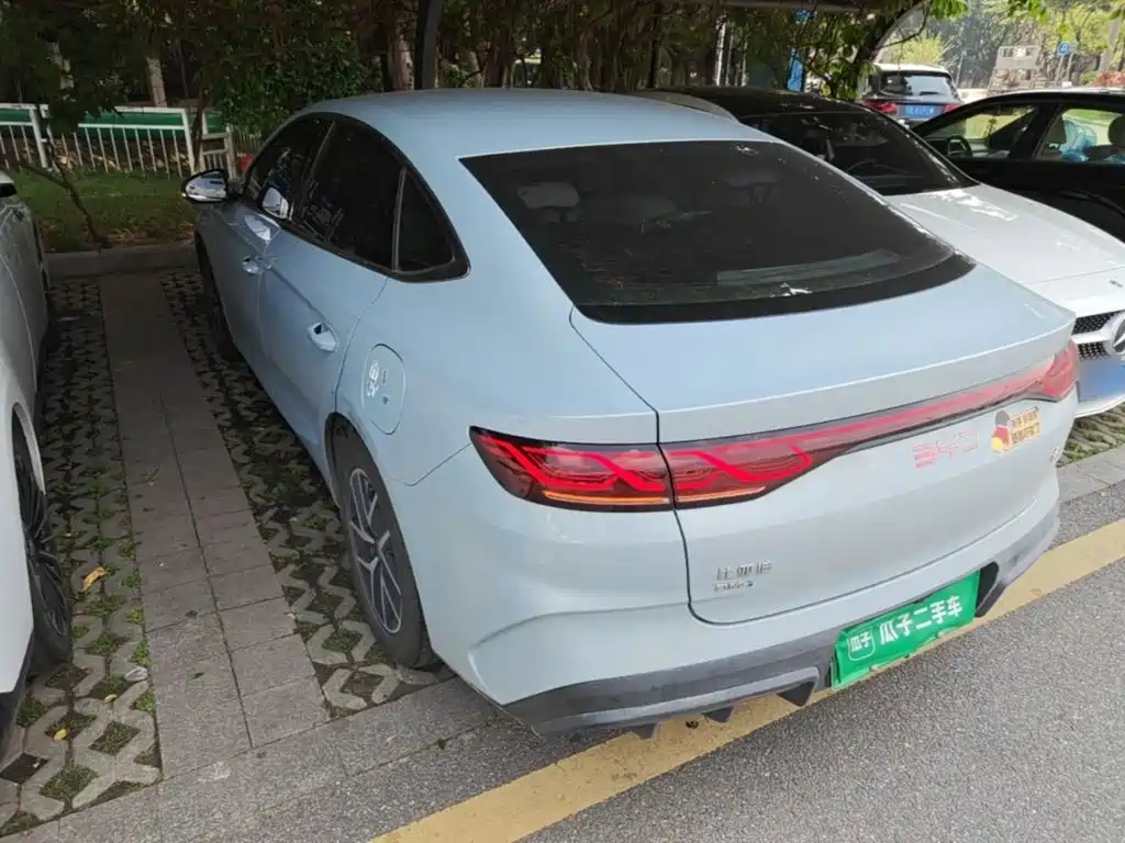 BYD Qin L — фото 4