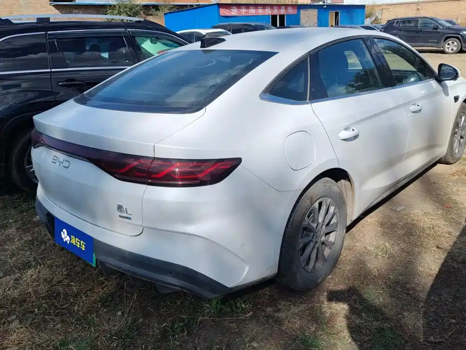 BYD Qin L — фото 3