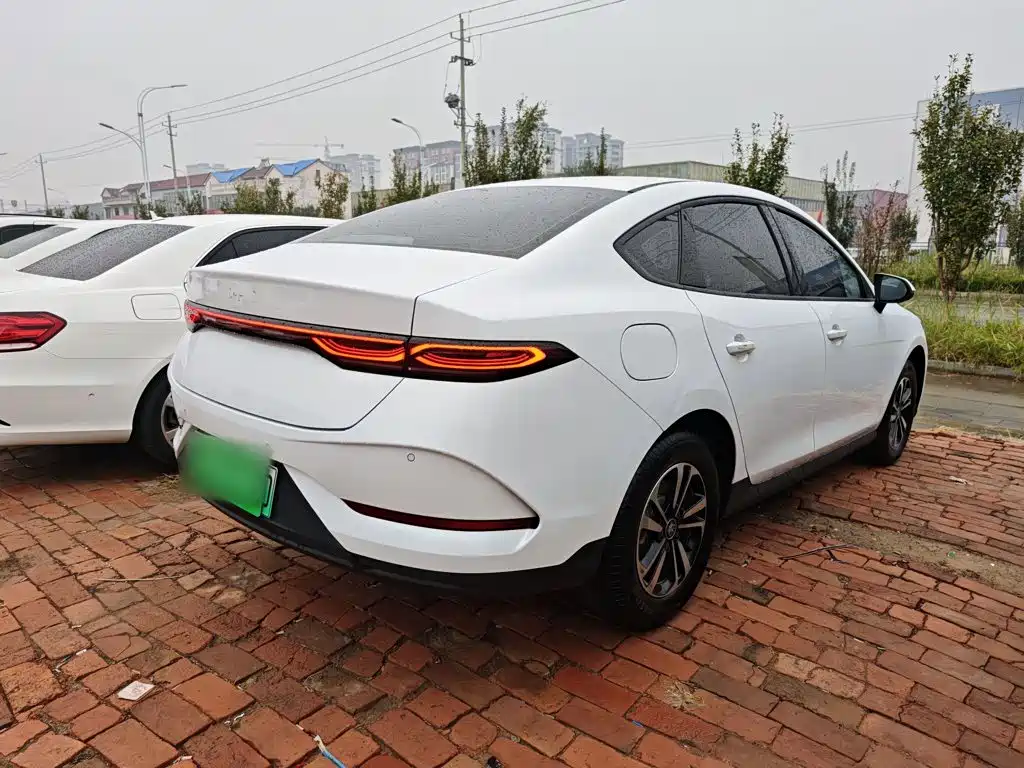 BYD Qin PLUS — фото 6
