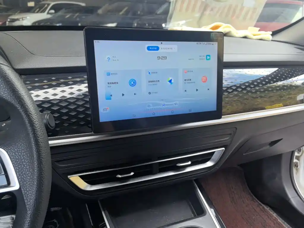 BYD Qin PLUS — фото 13