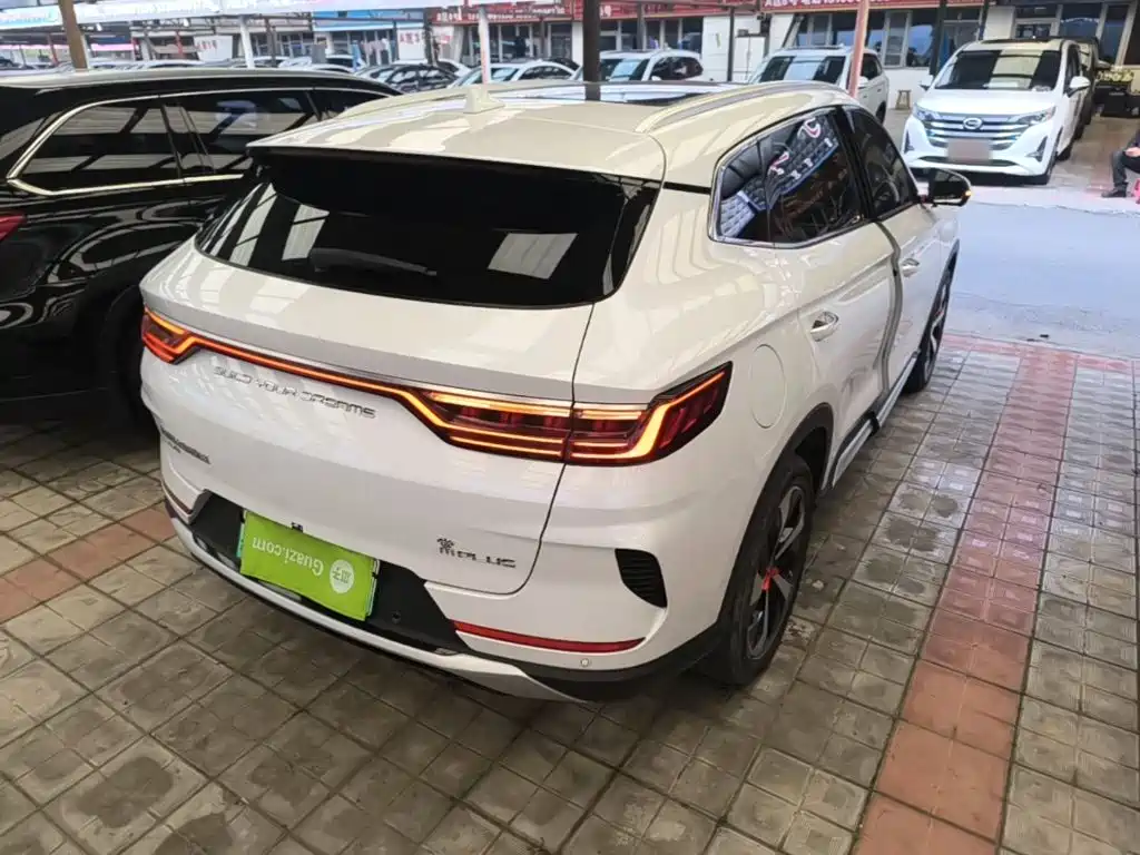 BYD PLUS New Energy — фото 7