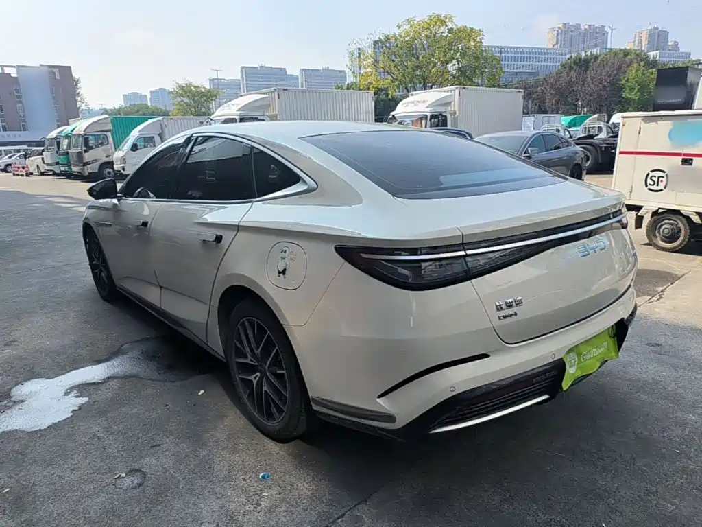 BYD Seal 07 DM-i — фото 4