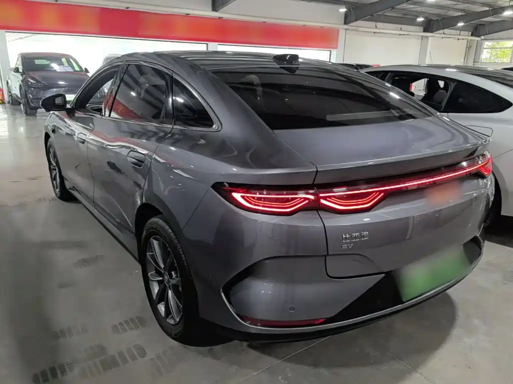 BYD Qin L — фото 4
