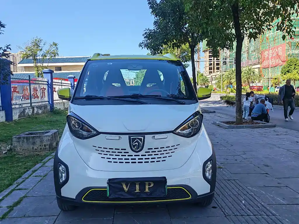 Baojun E100 — фото 2