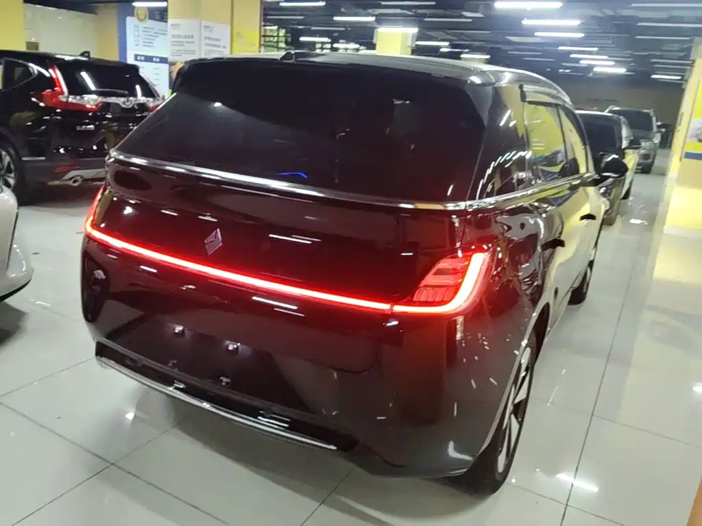 Baojun Yunduo — фото 6