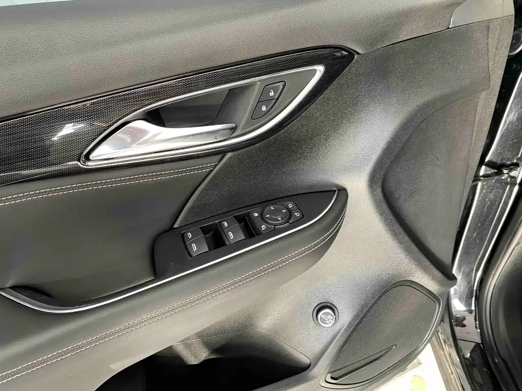 Buick Envision Plus — фото 5