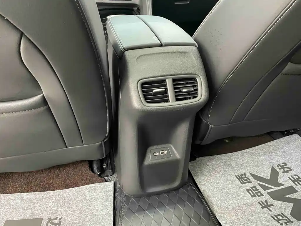 Buick Envision Plus — фото 9