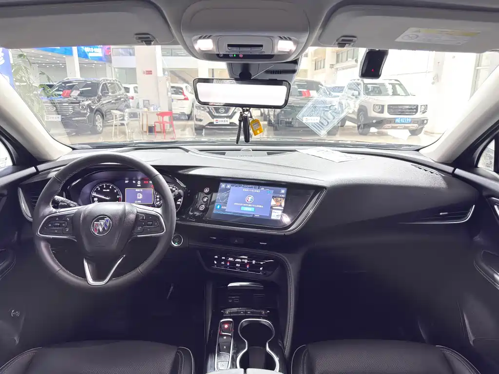 Buick Envision Plus — фото 11