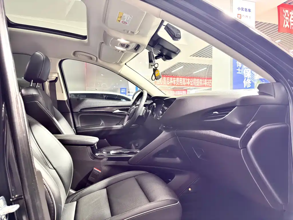 Buick Envision Plus — фото 14