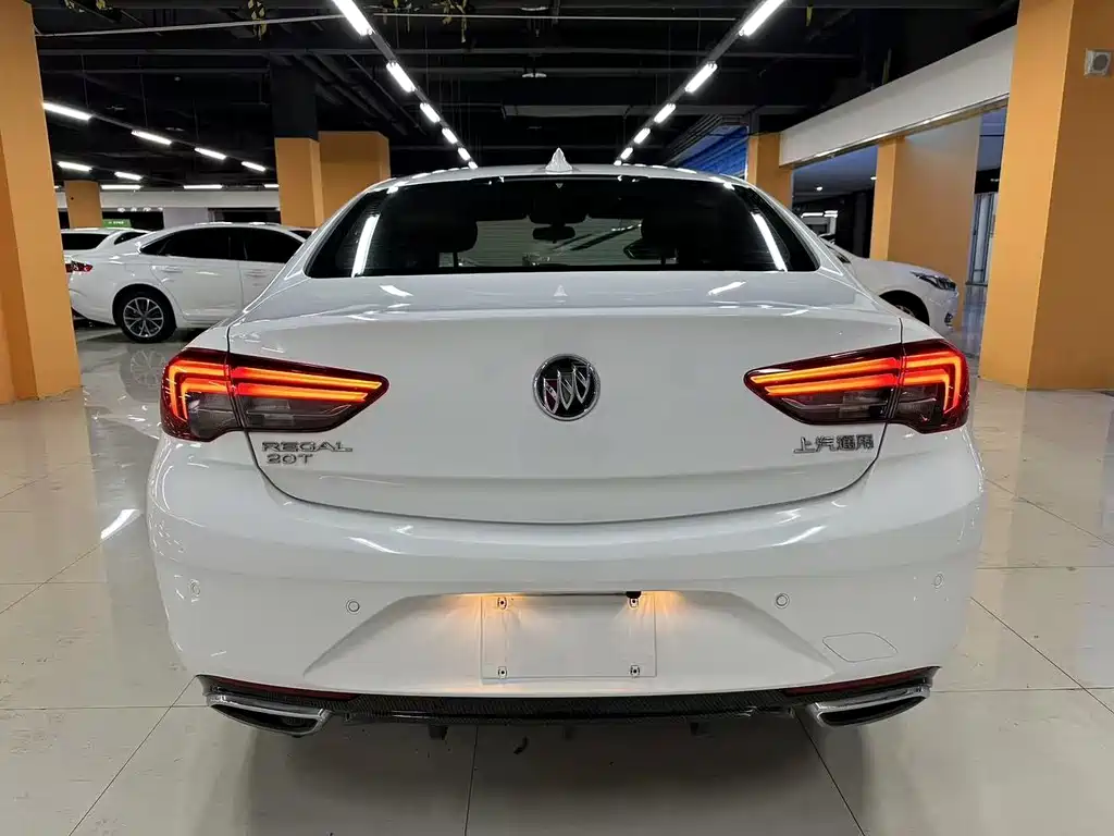 Buick Regal — фото 7