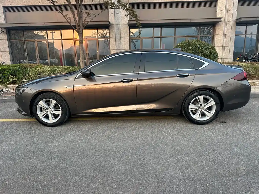 Buick Regal — фото 18