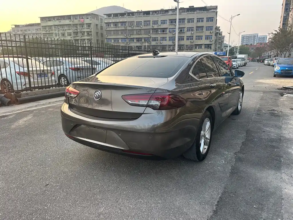 Buick Regal — фото 19