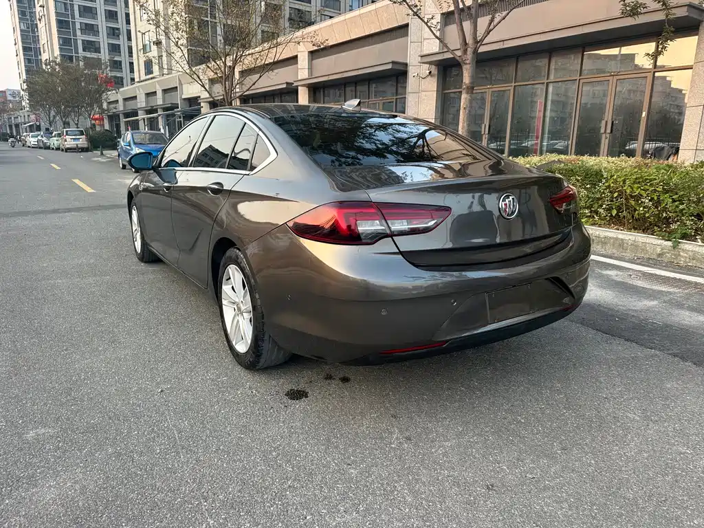 Buick Regal — фото 21