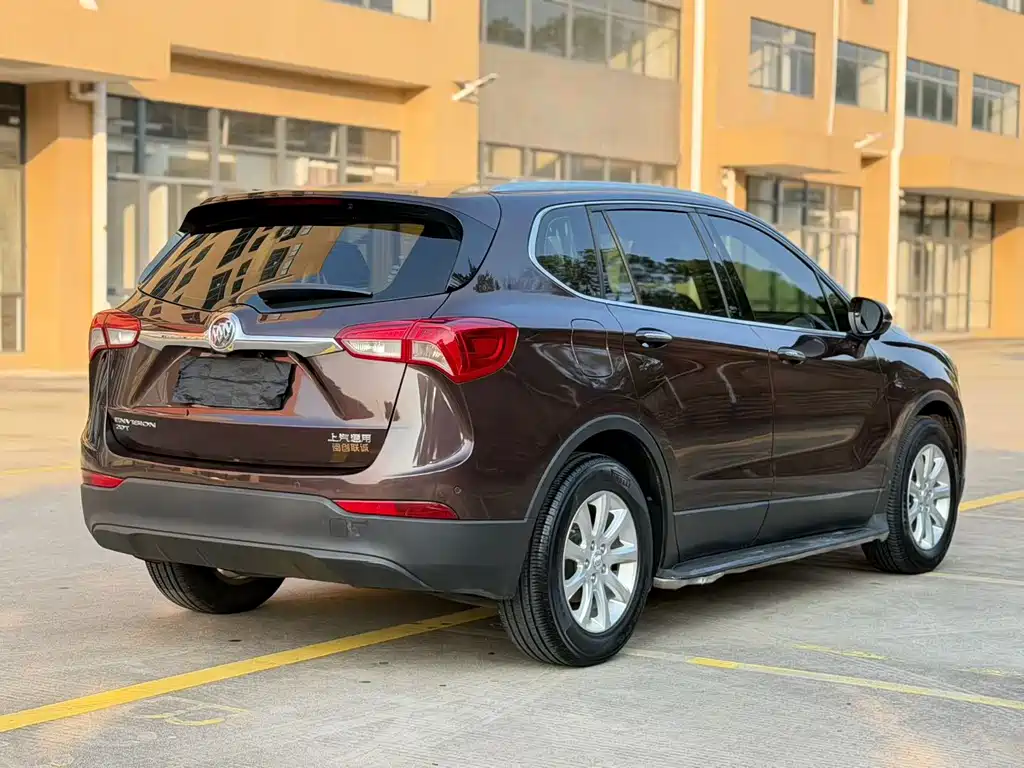 Buick Envision Plus — фото 9