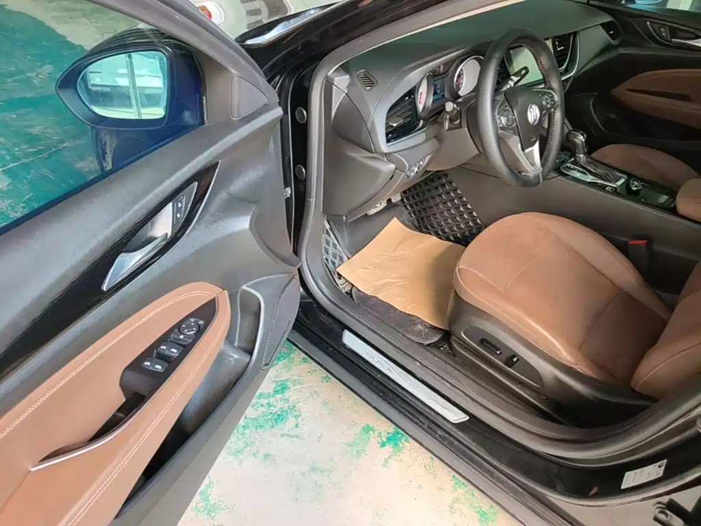 Buick Regal — фото 15
