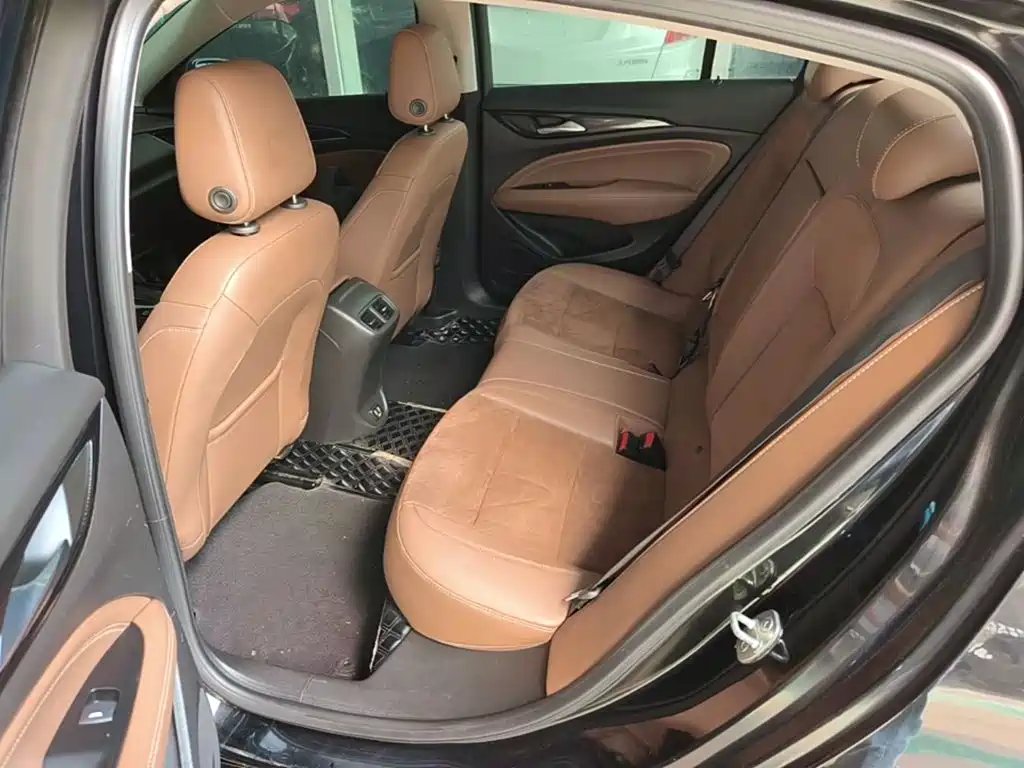 Buick Regal — фото 16