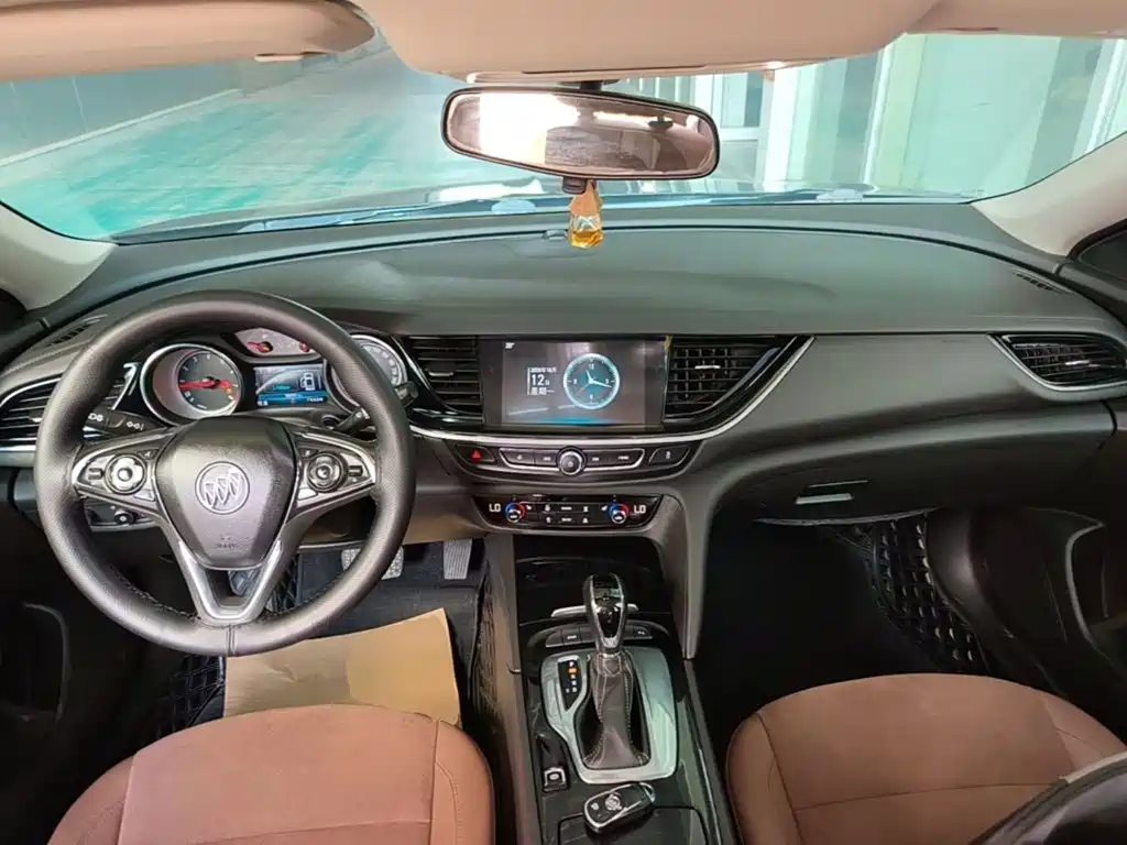 Buick Regal — фото 9