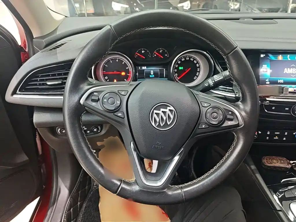 Buick Regal — фото 10