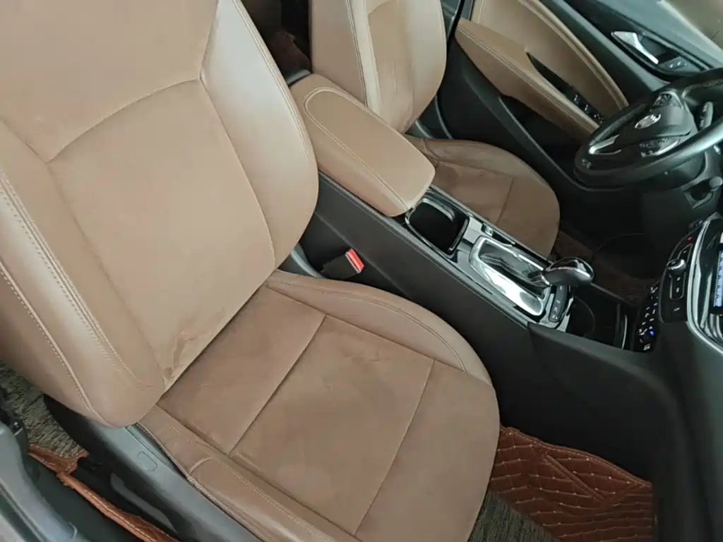 Buick Regal — фото 25