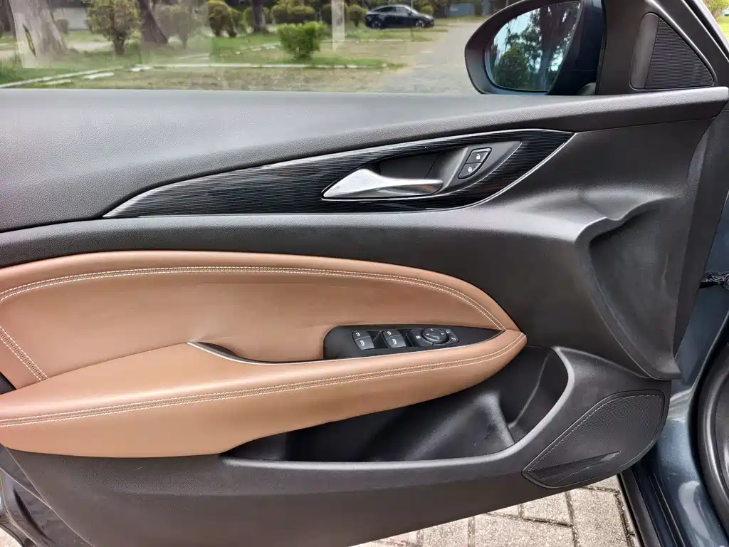 Buick Regal — фото 17