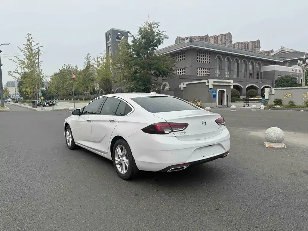 Buick Regal — фото 3