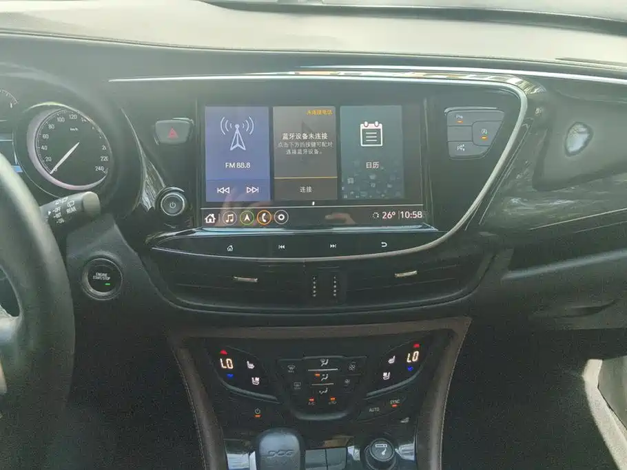 Buick Envision Plus — фото 13