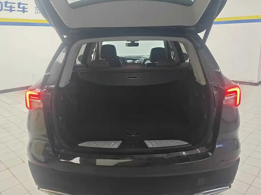 Buick Envision Plus — фото 4